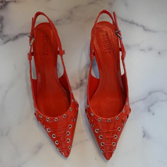 Schutz Womens Ruth Mid Pump Size 8 Red Patent Slingback Kitten Heel Pointed Toe - Picture 3 of 10